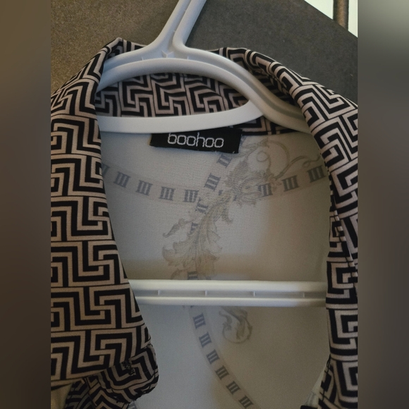 Women Button Up Long Sleeve Shirt - Picture 6 of 6